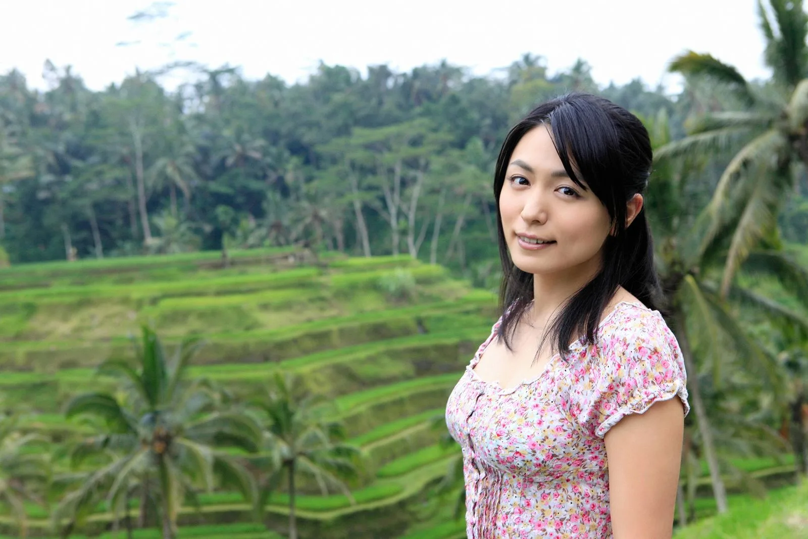 [YS[Trang web] Tập 564 Album ảnh "Sự xuất hiện của Nữ hoàng Kirara" của Kawamura Yuki