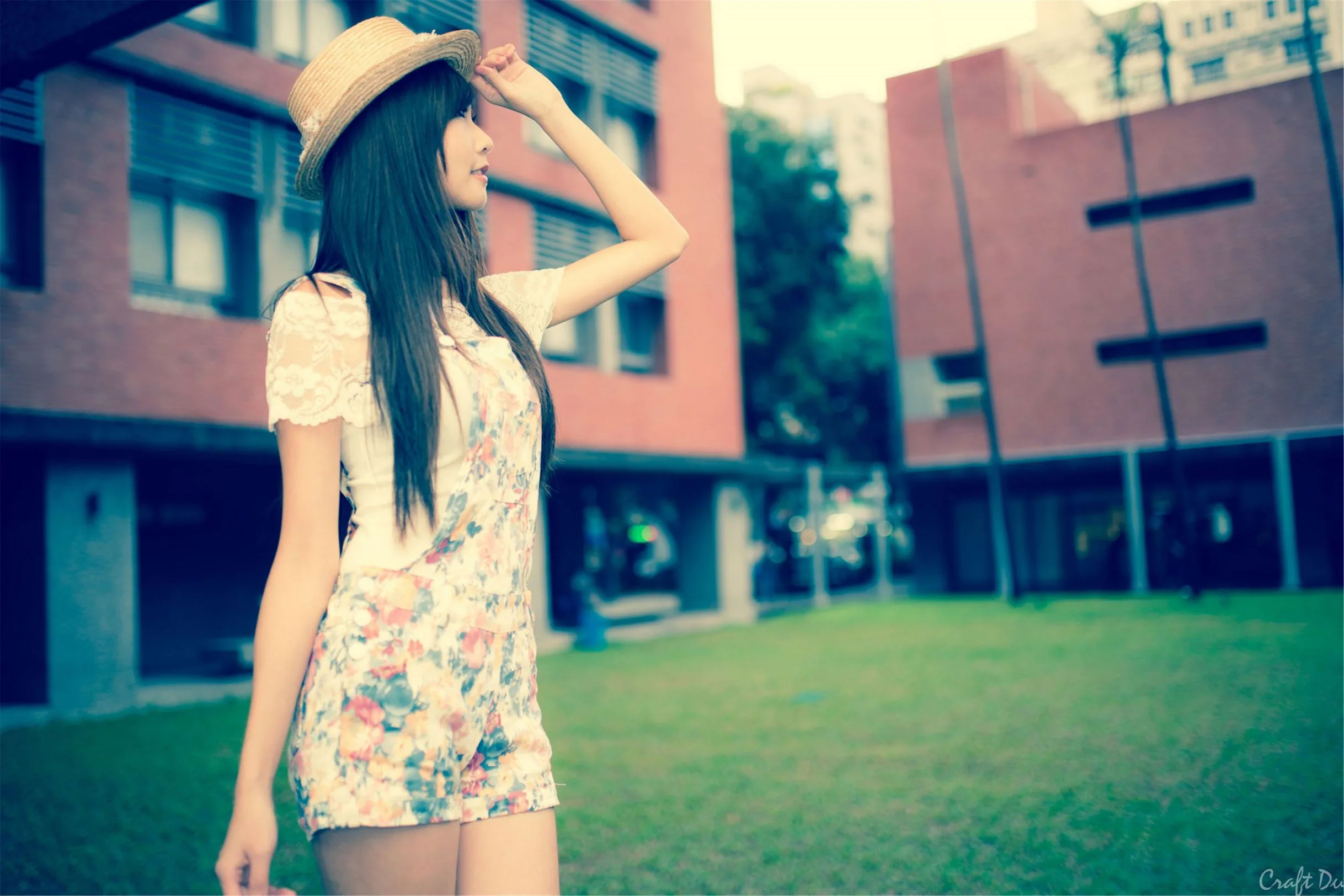 [Phiên bản đặc biệt của Beautyleg] Bộ ảnh "Giấc mơ giữa mùa hè" của người mẫu chân dài Chu Trương Ách Hoa - 1