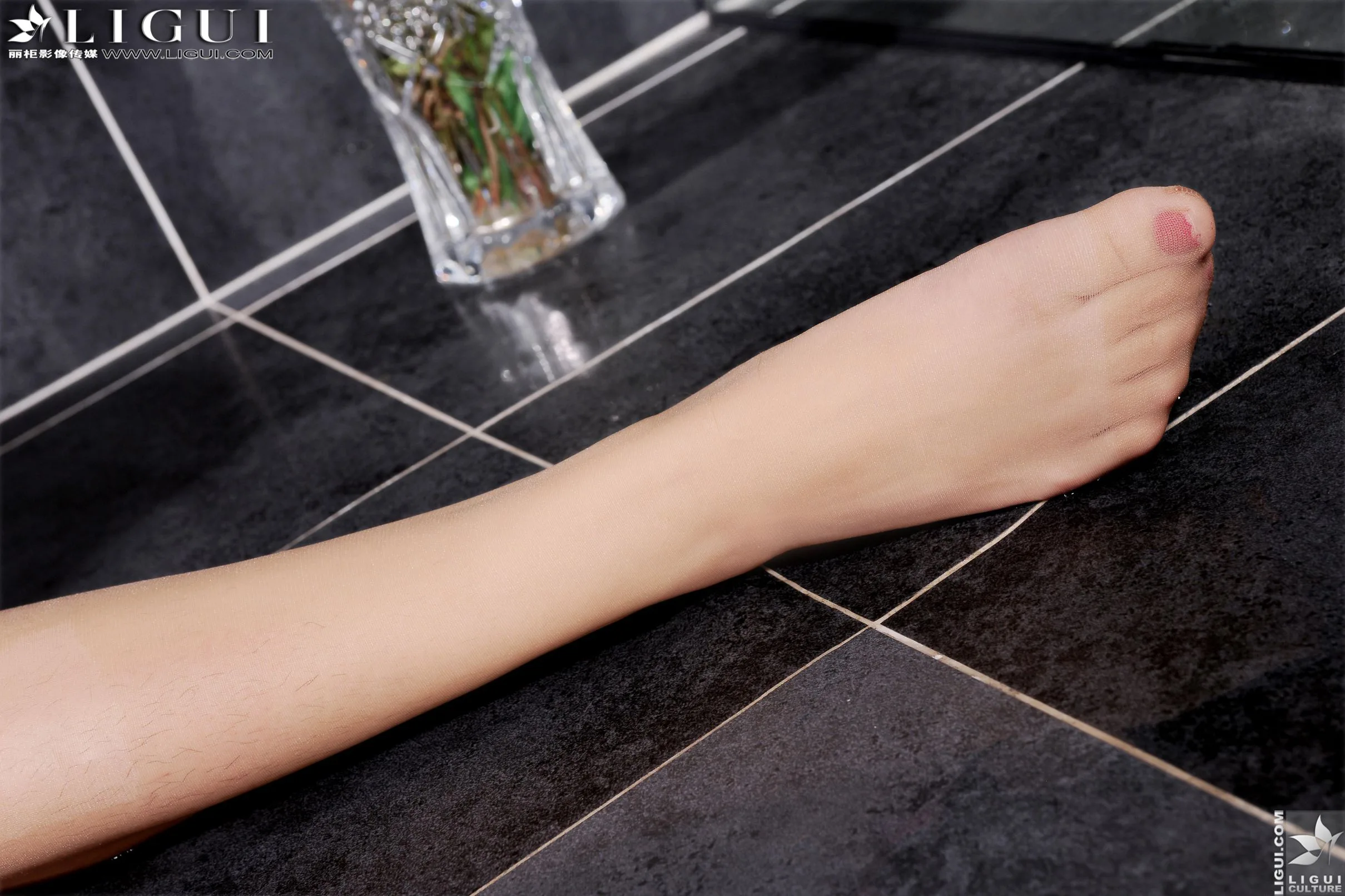 [LIGUI] Yingzi - Bồn tắm tôn sùng - 48