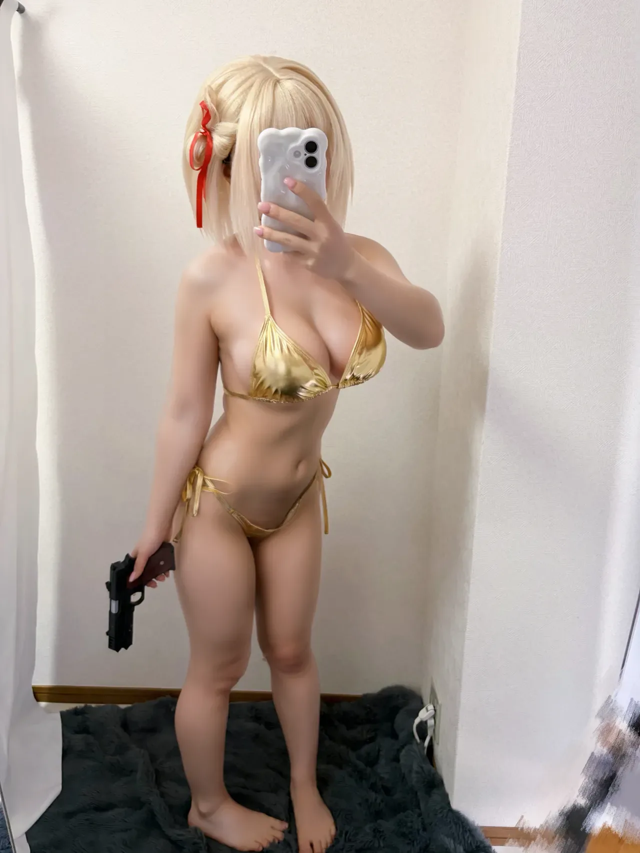 Hatsune Hitori – Bikini vàng Chisato - 2